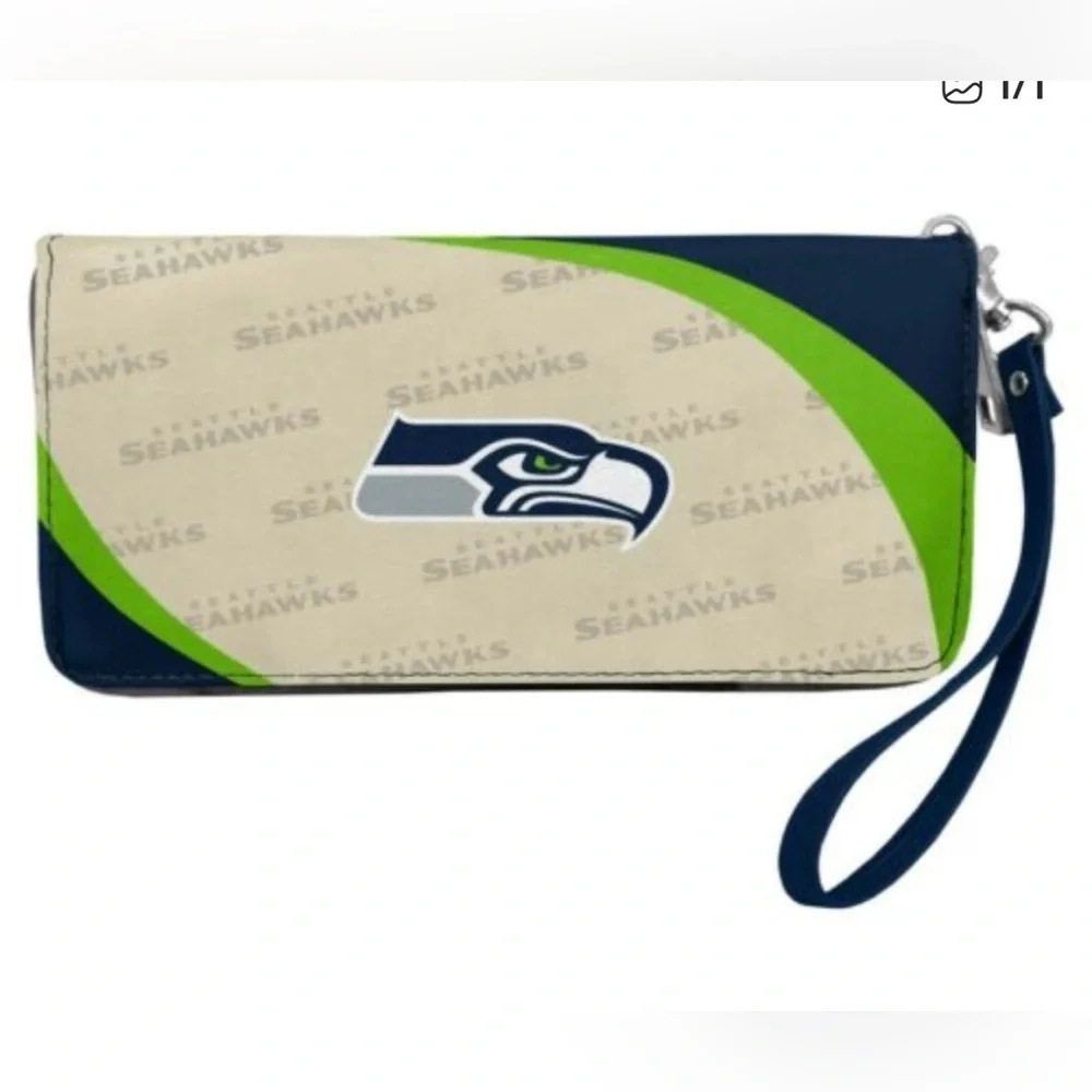 Little Earth Navy Green Cream Seattle Seahawks Wristlet Wallet